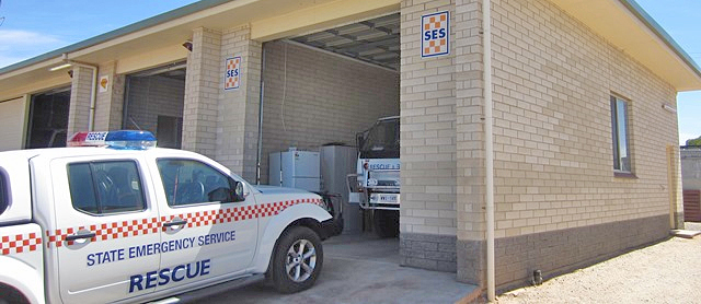SA State Emergency Service Kimba Unit building with SES rescue vehicles inside and in front of it